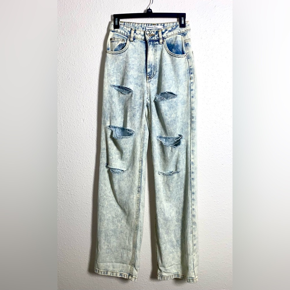 Women’s high rise jeans 26” waist
